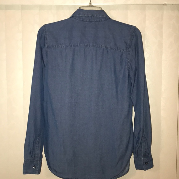 Ann Taylor Chambray Shirt - Picture 2 of 4
